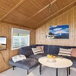 Prázdninový dům Eyer - 20m From The Sea By Interhome
